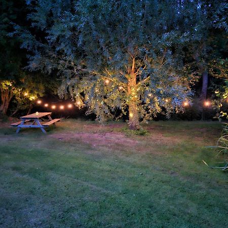 Peppercorn Pod At Beck House Glamping Hotel Salmonby Exterior photo