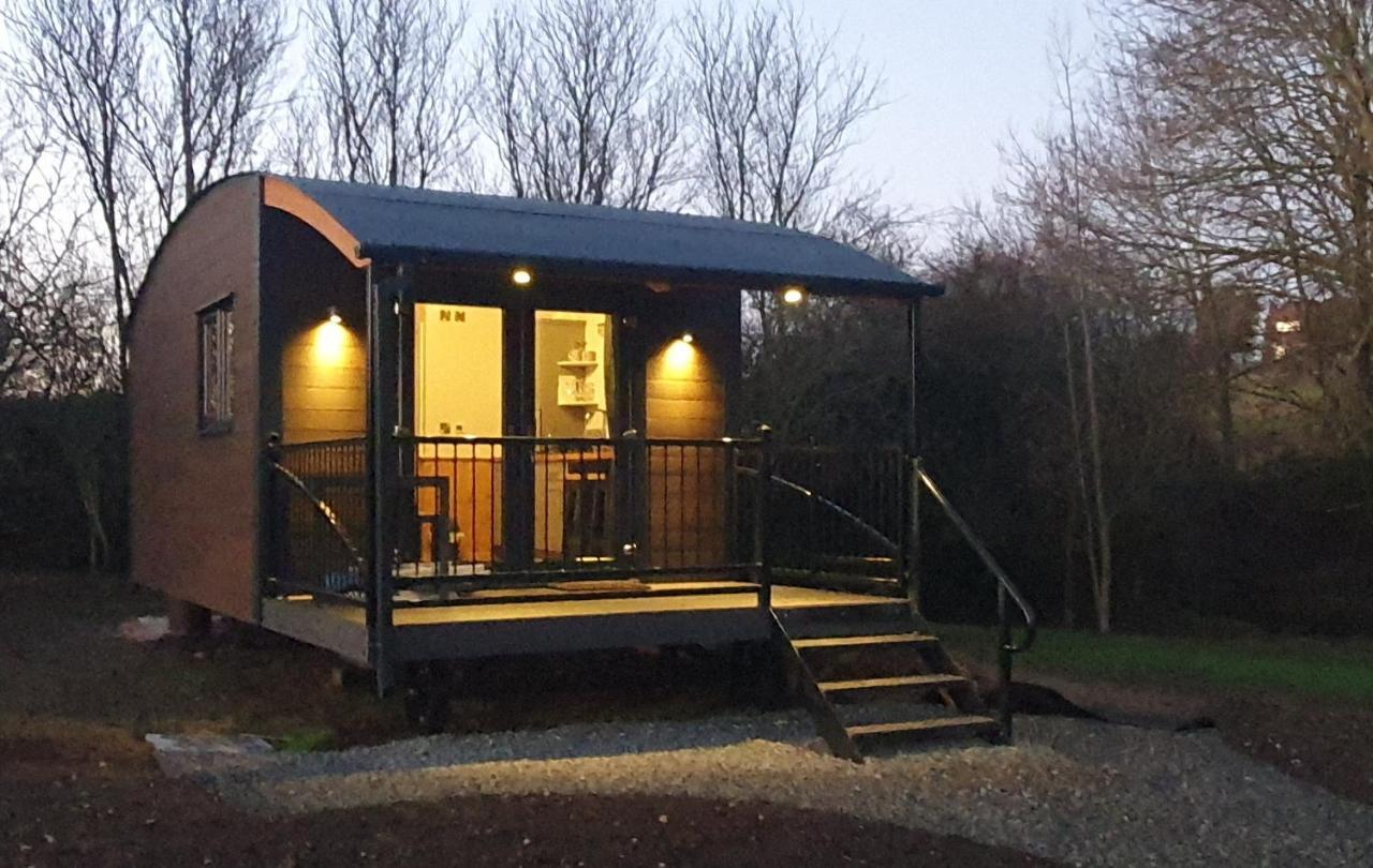Peppercorn Pod At Beck House Glamping Hotel Salmonby Exterior photo