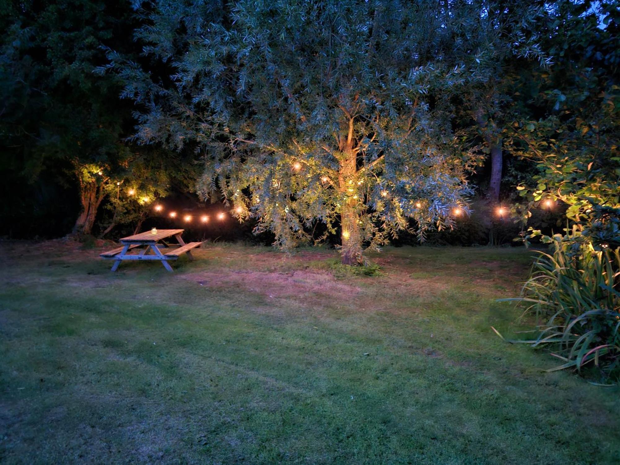 Peppercorn Pod At Beck House Glamping Hotel Salmonby Exterior photo